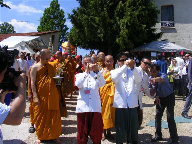 11celebrationPrabang-230510 385.jpg
